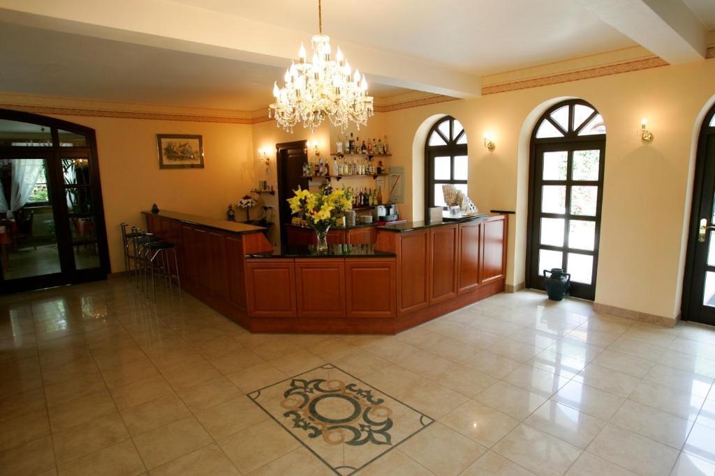 Hotel Wenus Казимеж Долни Стая снимка