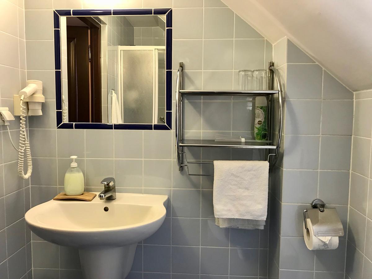 Hotel Wenus Казимеж Долни Екстериор снимка